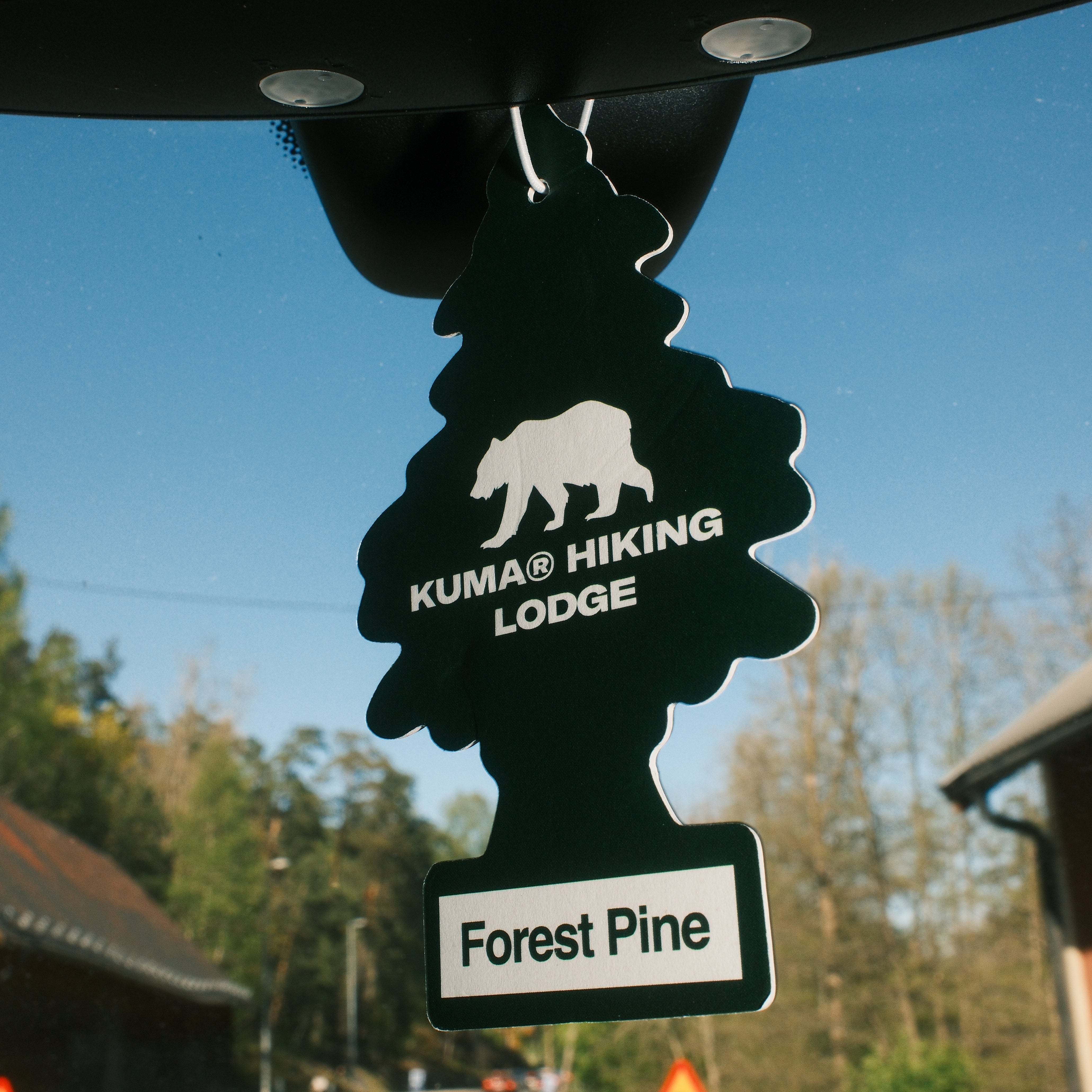Kuma Hiking désodorisant voiture sapin Royal Pine vert