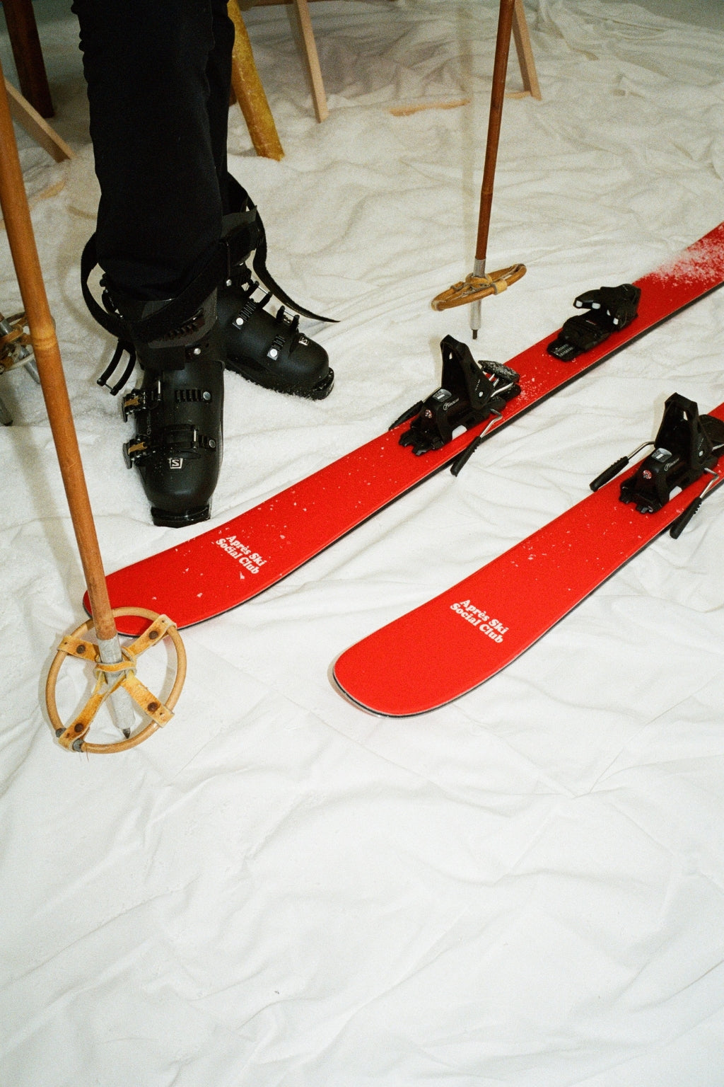 Après Après Ski skis rouges édition limitée design A