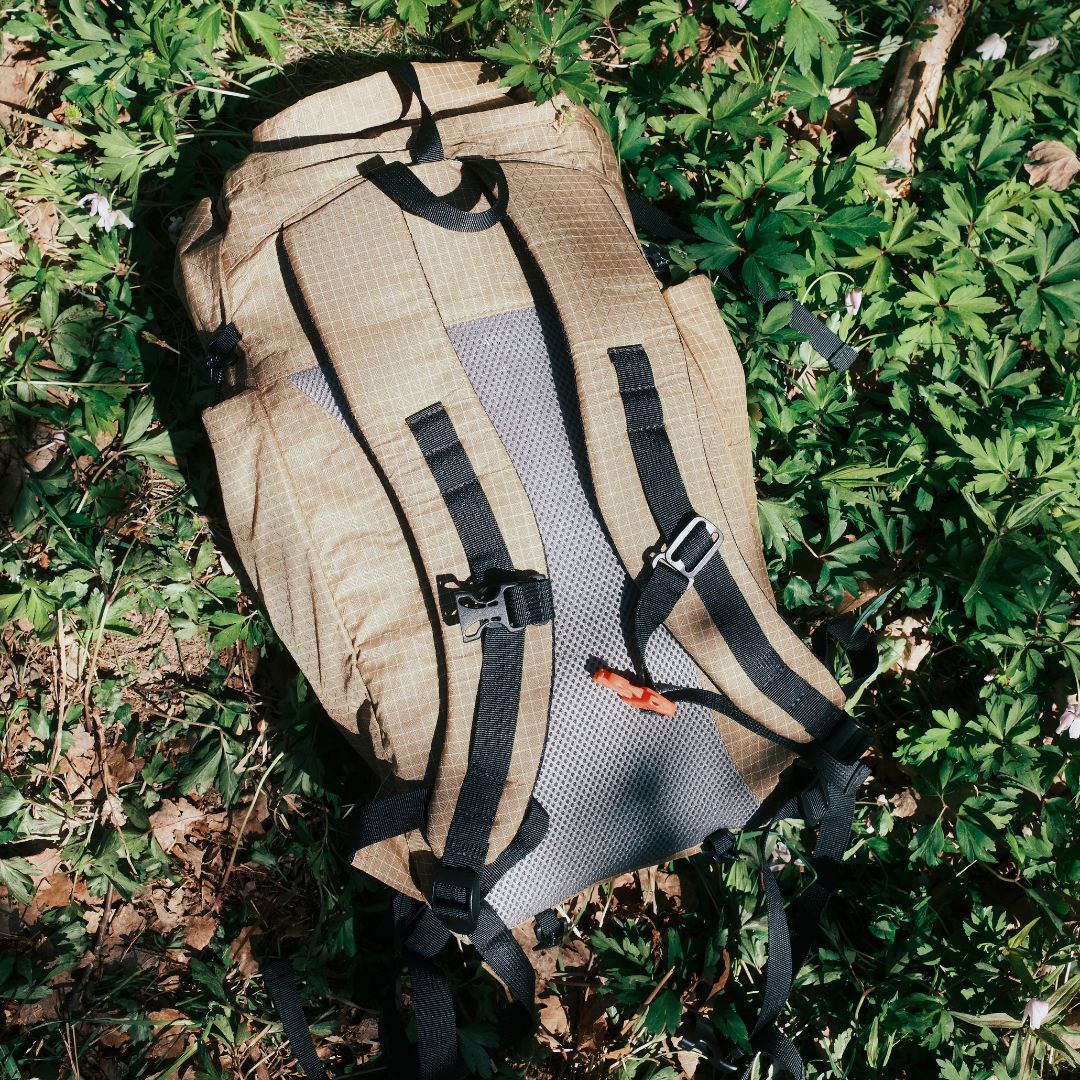 KUMA GEAR Hiking Backpack sac a dos noir roll-top